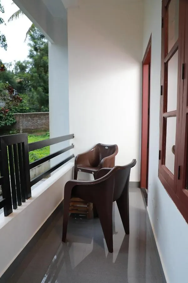 Wanderlust Residence Homestay Thekkady
